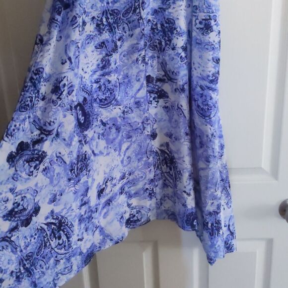 Charming Charlie bandana style dress. Blue and white size medium - Picture 2 of 4
